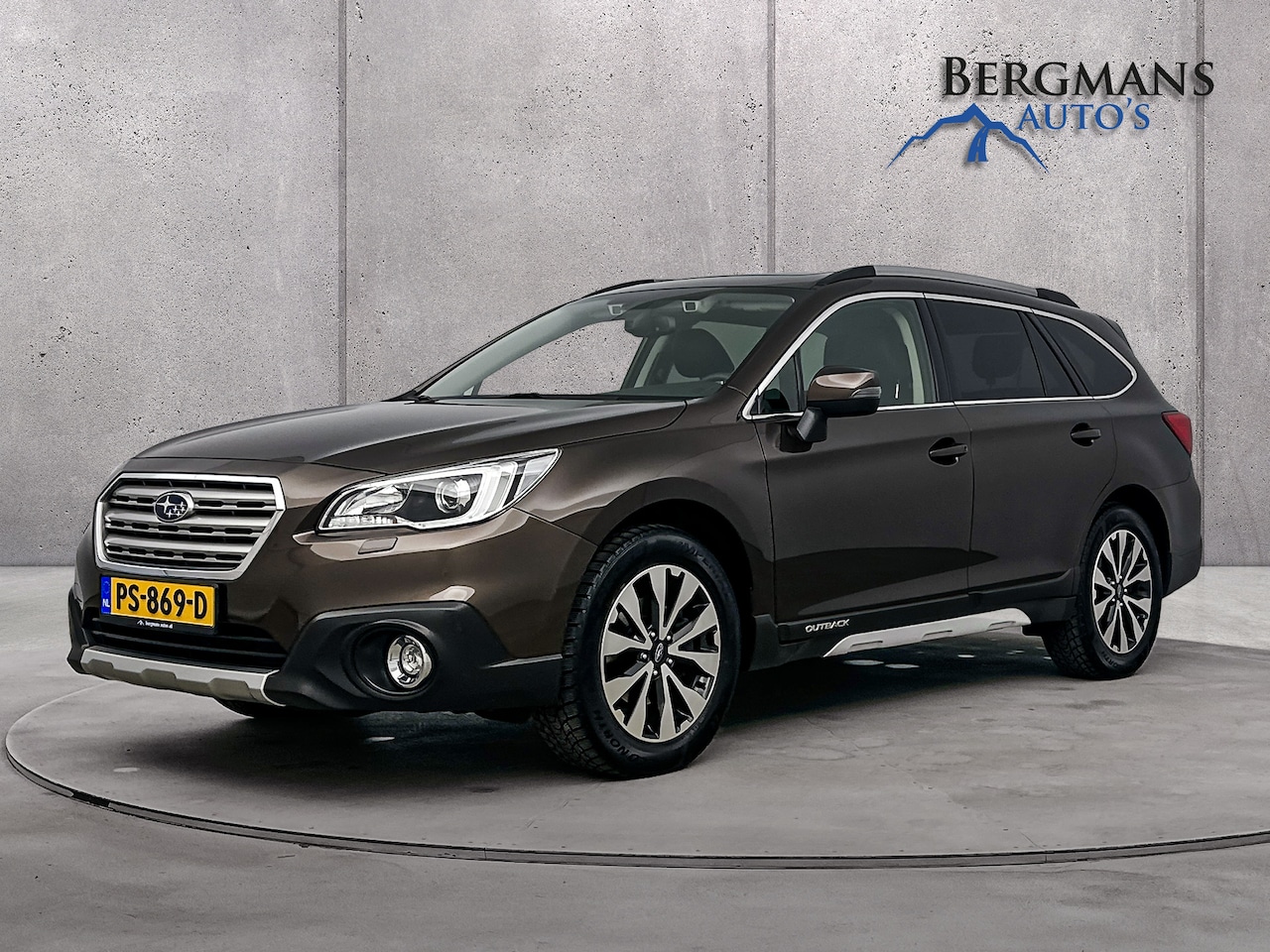 Subaru Outback - 2.5i Premium // DEALERONDERHOUDEN // TREKHAAK // DAK // - AutoWereld.nl