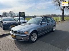 BMW 3-serie Touring - 318i Edition , AIRCO, ELEKT PAKKET, SPORTVELGEN, TREKHAAK, MET APK