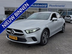 Mercedes-Benz A-klasse - 250e Plug-In Hybrid Luxury Line | Origineel NL | Navi | Apple Carplay+Android Auto | Clima