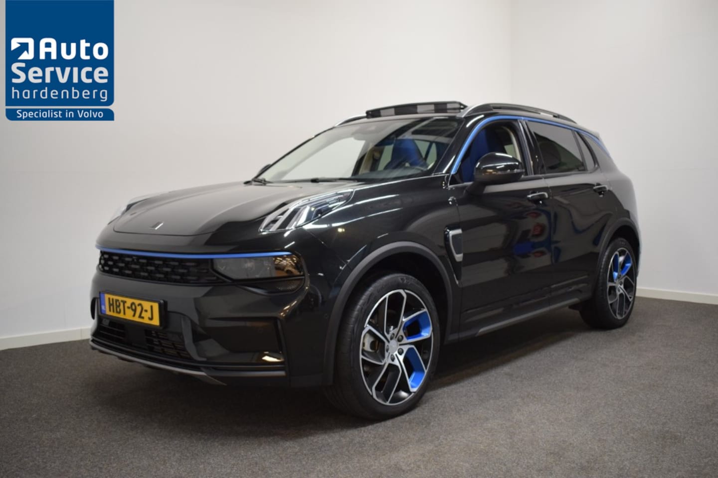 Lynk & Co 01 - 1.5 261pk AUT7 PHEV 70km ELEC. Pano/ Adapt./ 3.60 Camera/ Dig. Dashboard/ Stoelverw - AutoWereld.nl