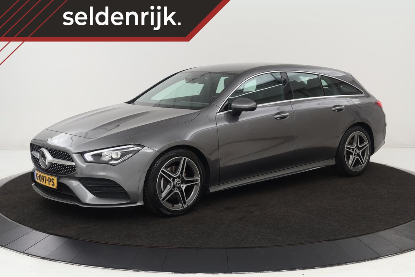 Mercedes-Benz CLA-klasse Shooting Brake - 180d AMG | Adaptive cruise | Stoelverwarming | Trekhaak | Sfeerverlichting | Widescreen | - AutoWereld.nl