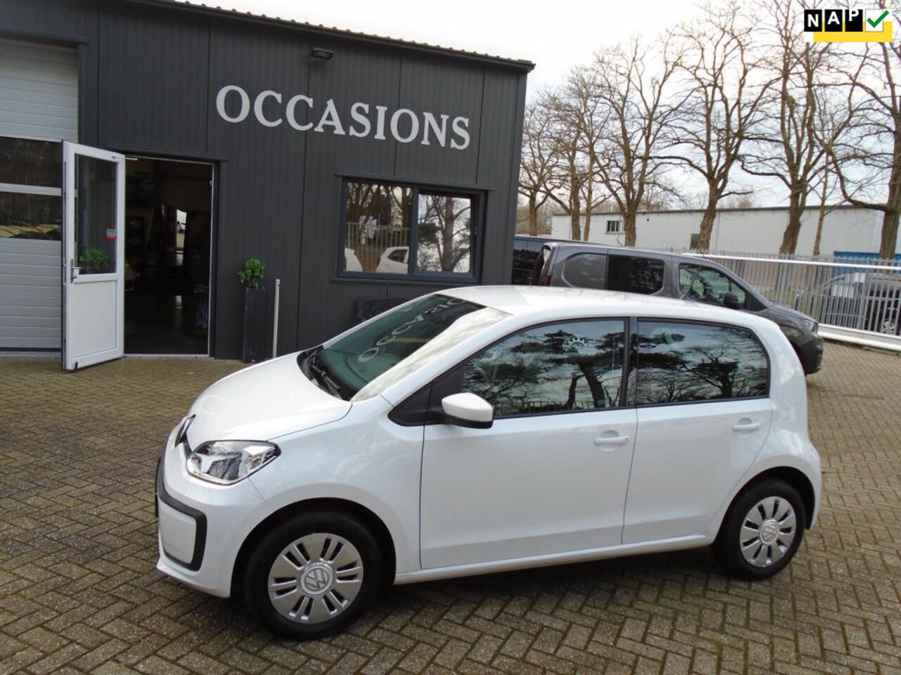 Volkswagen Up! - 1.0 BMT move up! 1.0 BMT move up! - AutoWereld.nl