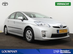 Toyota Prius - 1.8 Comfort Limited | LM velgen | Parkeersensoren achter | Navigatie | Camera | Climate Co