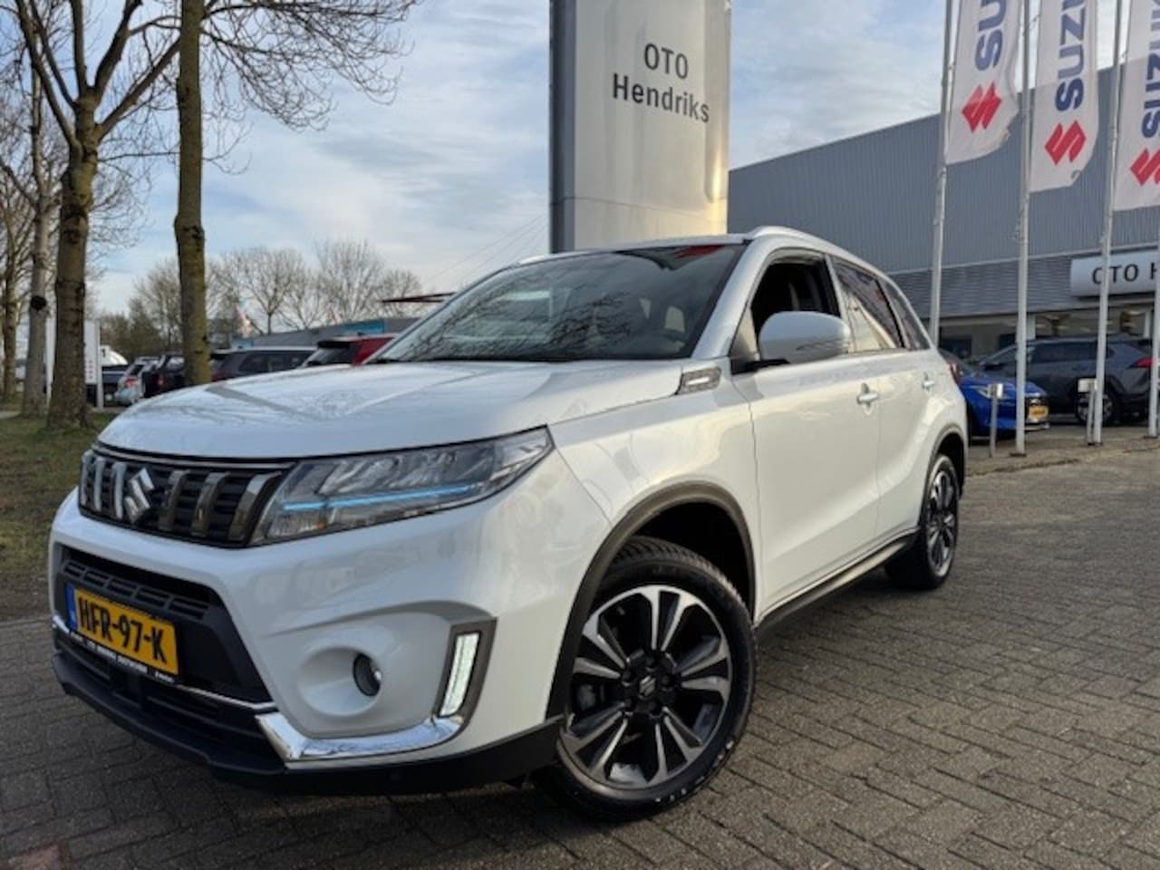 Suzuki Vitara - 1.4 Boosterjet 129pk Smart Hybrid Style - AutoWereld.nl