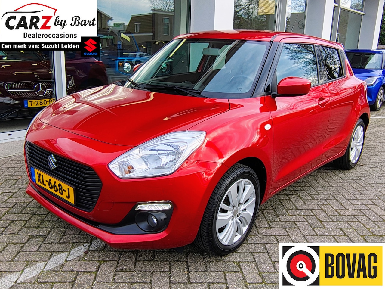 Suzuki Swift - 1.2 SELECT Navi | Carplay, Android Auto | Rode Accenten - AutoWereld.nl