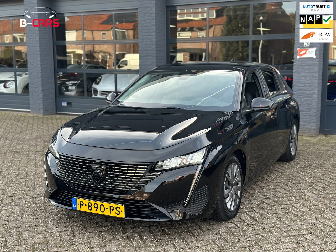 Peugeot 308 - 1.2 PureTech Active Pack LINEASS|PDC|XENON|NAVI|VIRTUAL|NAP - AutoWereld.nl