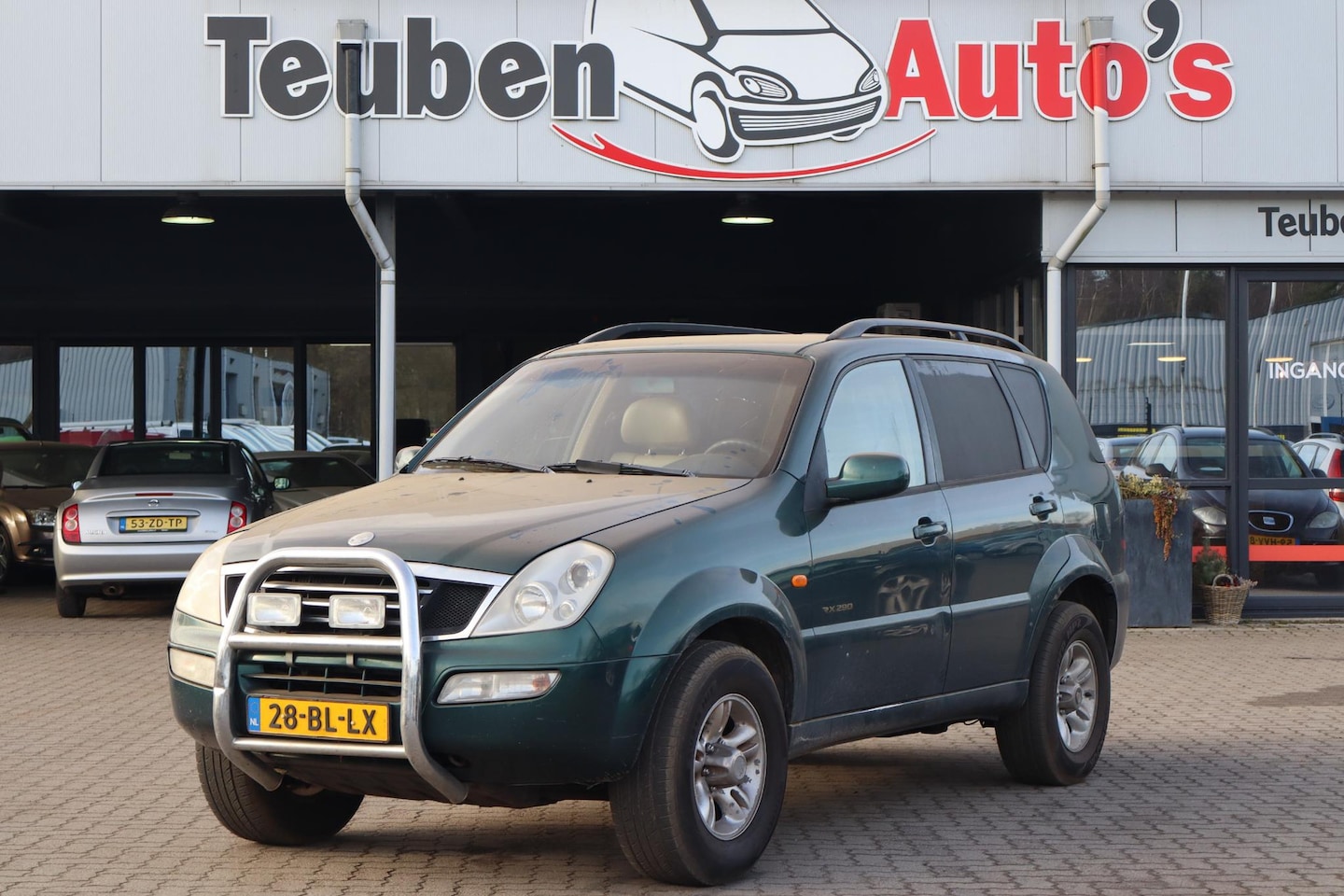 SsangYong Rexton - RX 290 Lederen interieur, Trekhaak, 4WD, Elektrische ramen, Marge - AutoWereld.nl