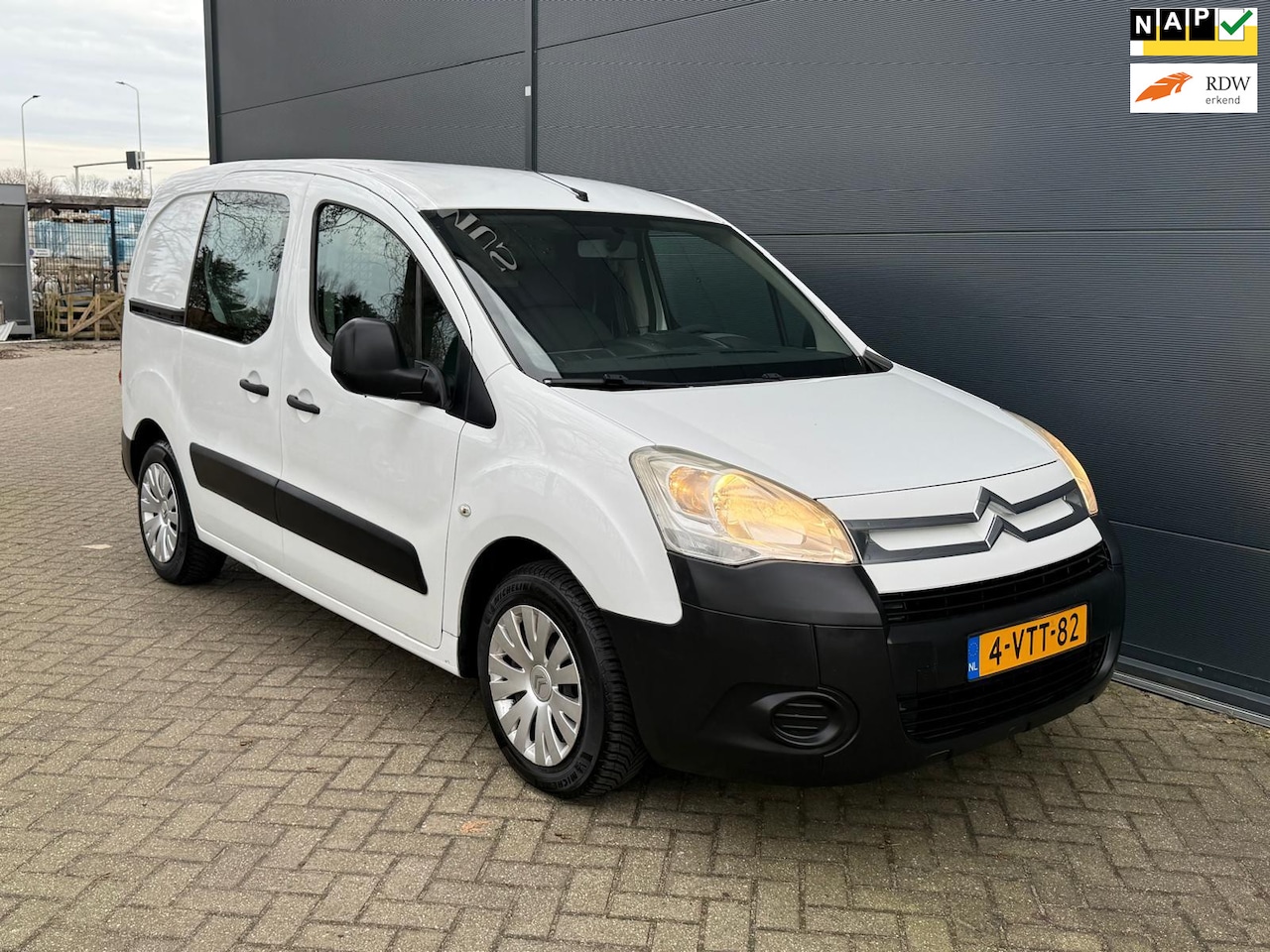 Citroën Berlingo - 1.6 HDI 500/Airco/cruise/trekhaak/ - AutoWereld.nl