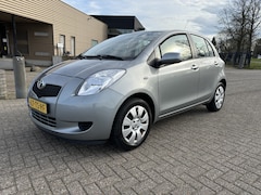 Toyota Yaris - 1.3 VVTi Sol 5 deurs [ airco, audio ]