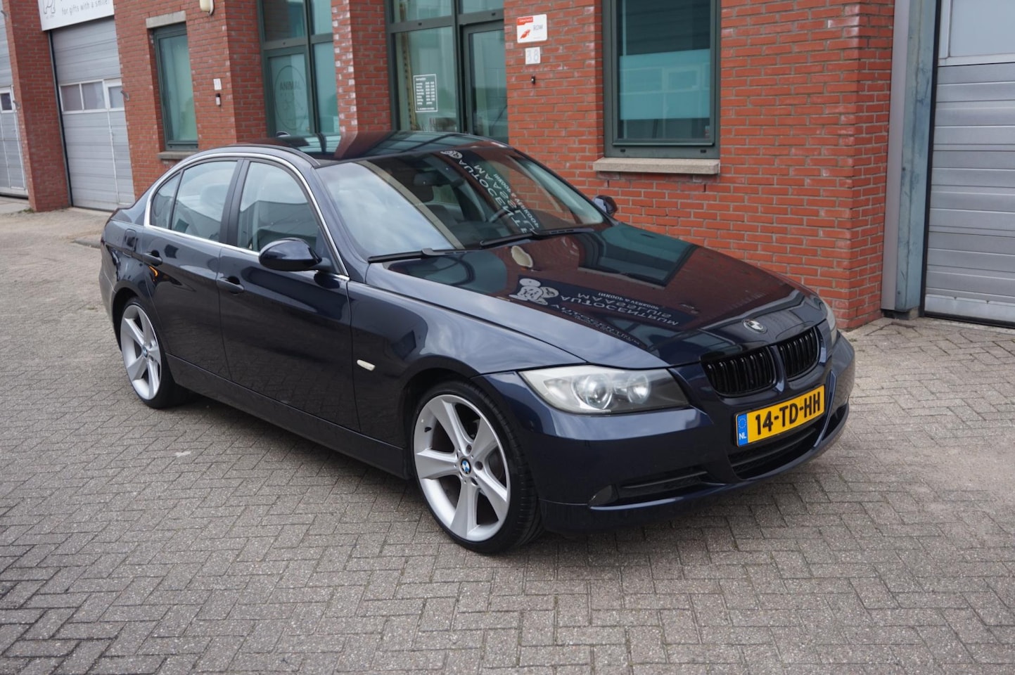 BMW 3-serie - 320i High Executive 320i High Executive, Navi, Xenon, Pdc ! - AutoWereld.nl