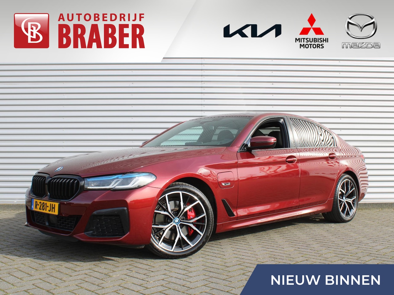 BMW 5-serie - 530e Business Edition Plus | M-Sport | Heads Up | Keyless | Sportstoelen | Harman Kardon A - AutoWereld.nl