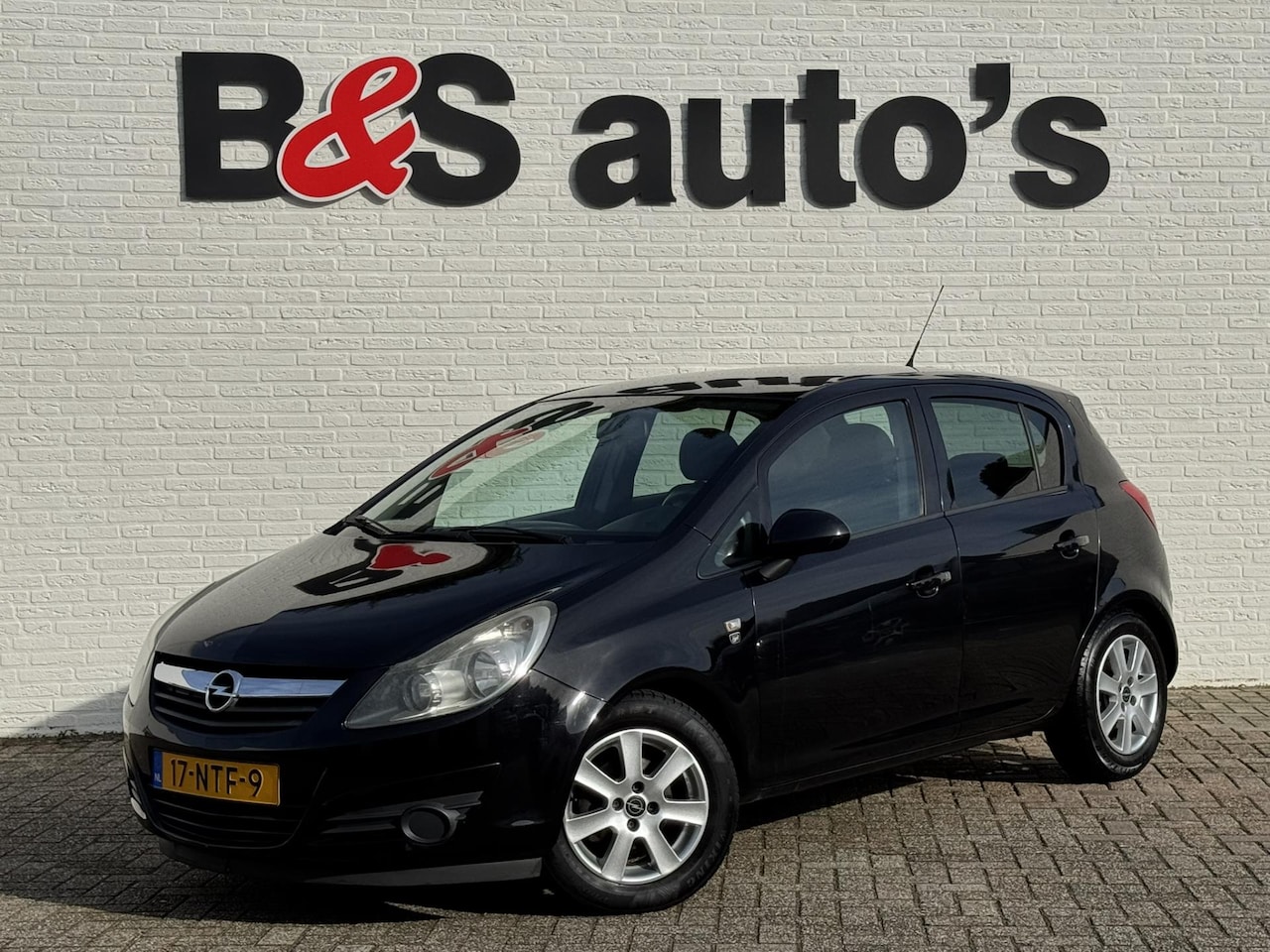 Opel Corsa - 1.3 CDTi EcoFlex S/S '111' Edition Cruise control Parrot carkit CV met afstandsbediening - AutoWereld.nl