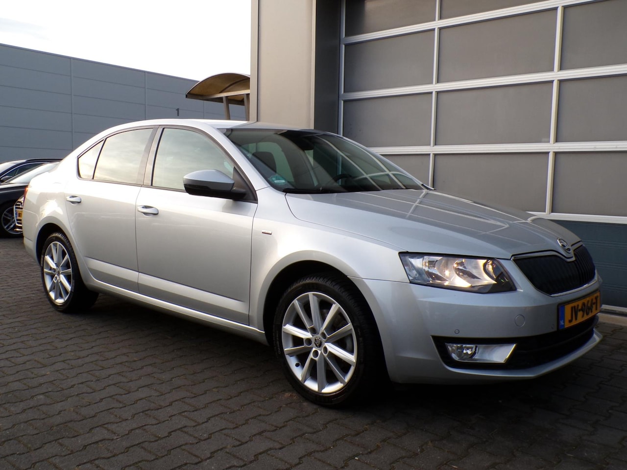 Skoda Octavia - 1.0 TSI Greentech Ambition Business|Trekhaak|Carplay|Cruise - AutoWereld.nl