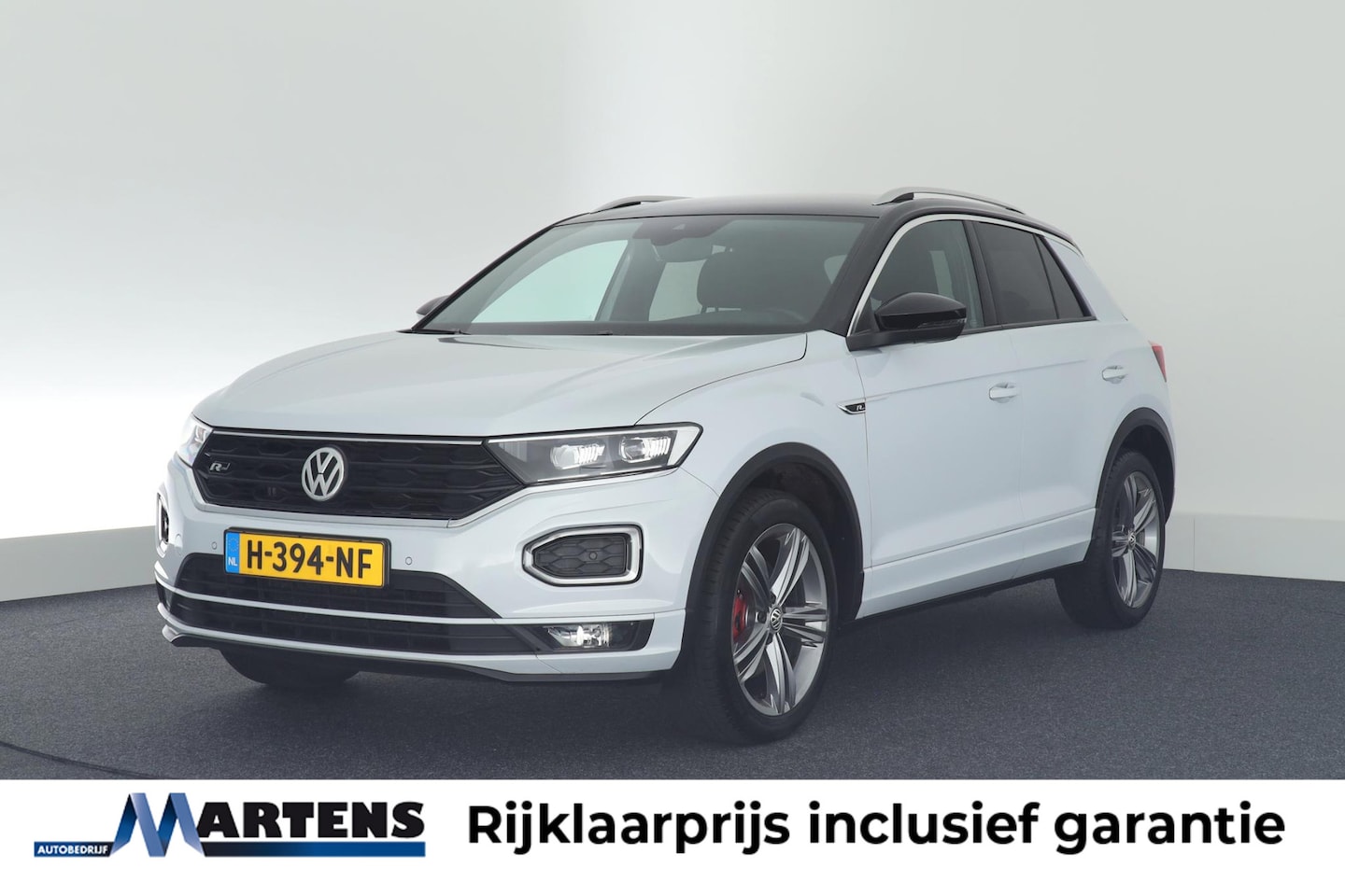 Volkswagen T-Roc - 1.5 TSI 150pk DSG R-Line Sport Camera Led Virtual Cockpit Navigatie - AutoWereld.nl