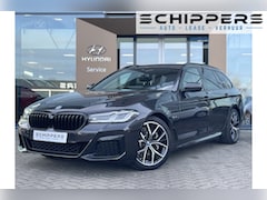 BMW 5-serie Touring - 530e M Sport Edition Panorama dak | Achteruitrijcamera