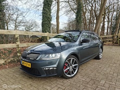 Skoda Octavia Combi - 2.0 TSI VRS, verbruikt olie