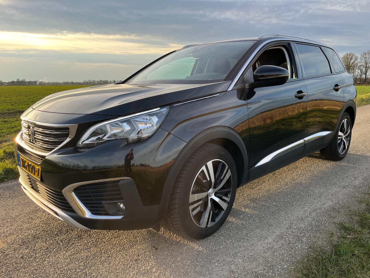 Peugeot 5008 - 1.6 BlueHDI Blue Lease Premium 1.6 BlueHDI Blue Lease Premium - AutoWereld.nl