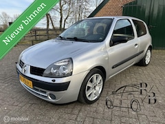 Renault Clio - 1.2-16V Community NIEUWE APK/AIRCO/ZUINIGE AUTO