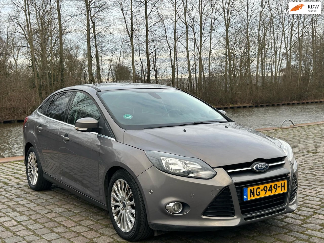 Ford Focus - 1.6 EcoBoost First Edition Zeer mooi auto airco cruis control - AutoWereld.nl