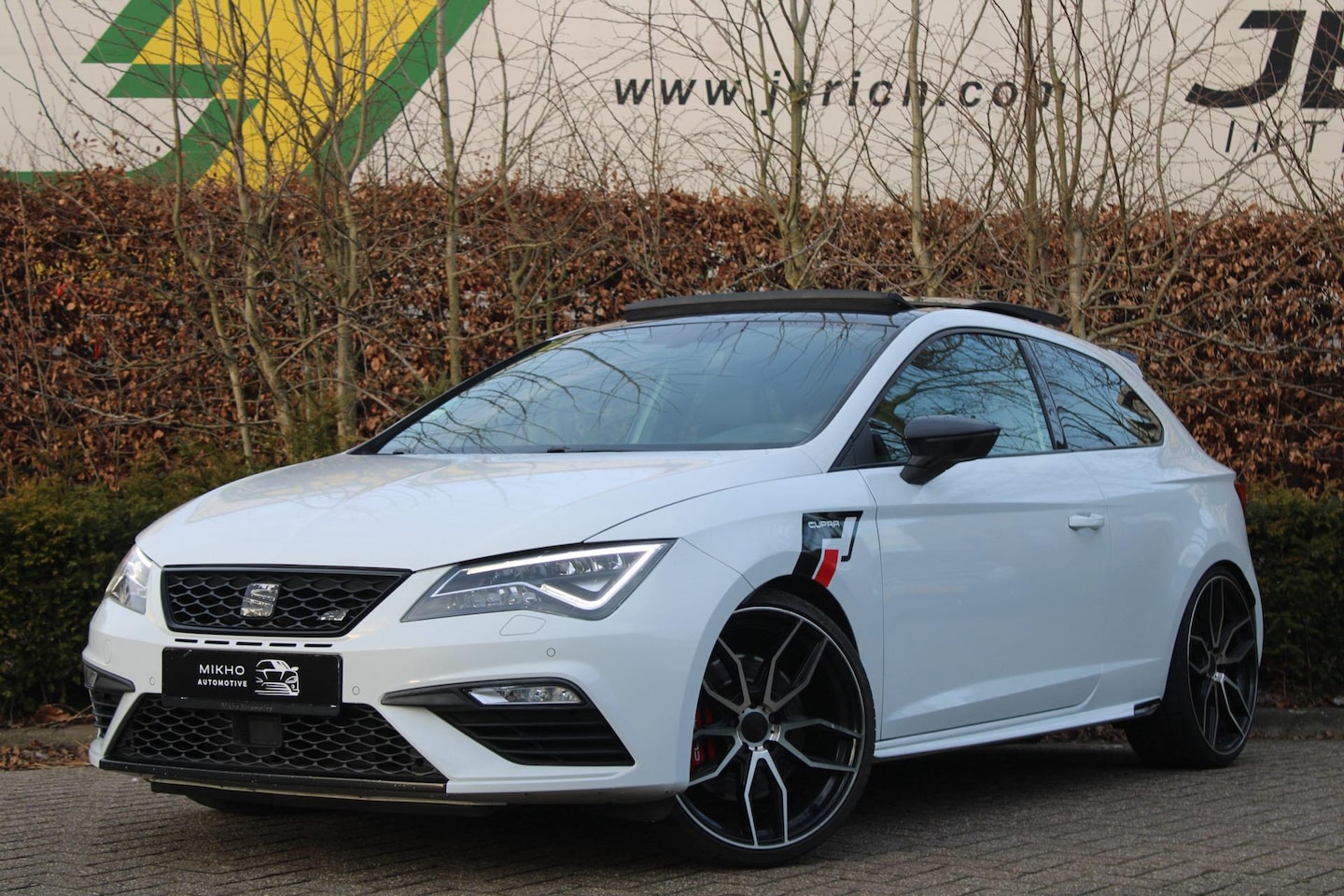 Seat Leon SC - 2.0 TSI CUPRA 300 | Panoramadak | Camera | Stoelverwarming | Sfeerverlichting | Adaptive c - AutoWereld.nl