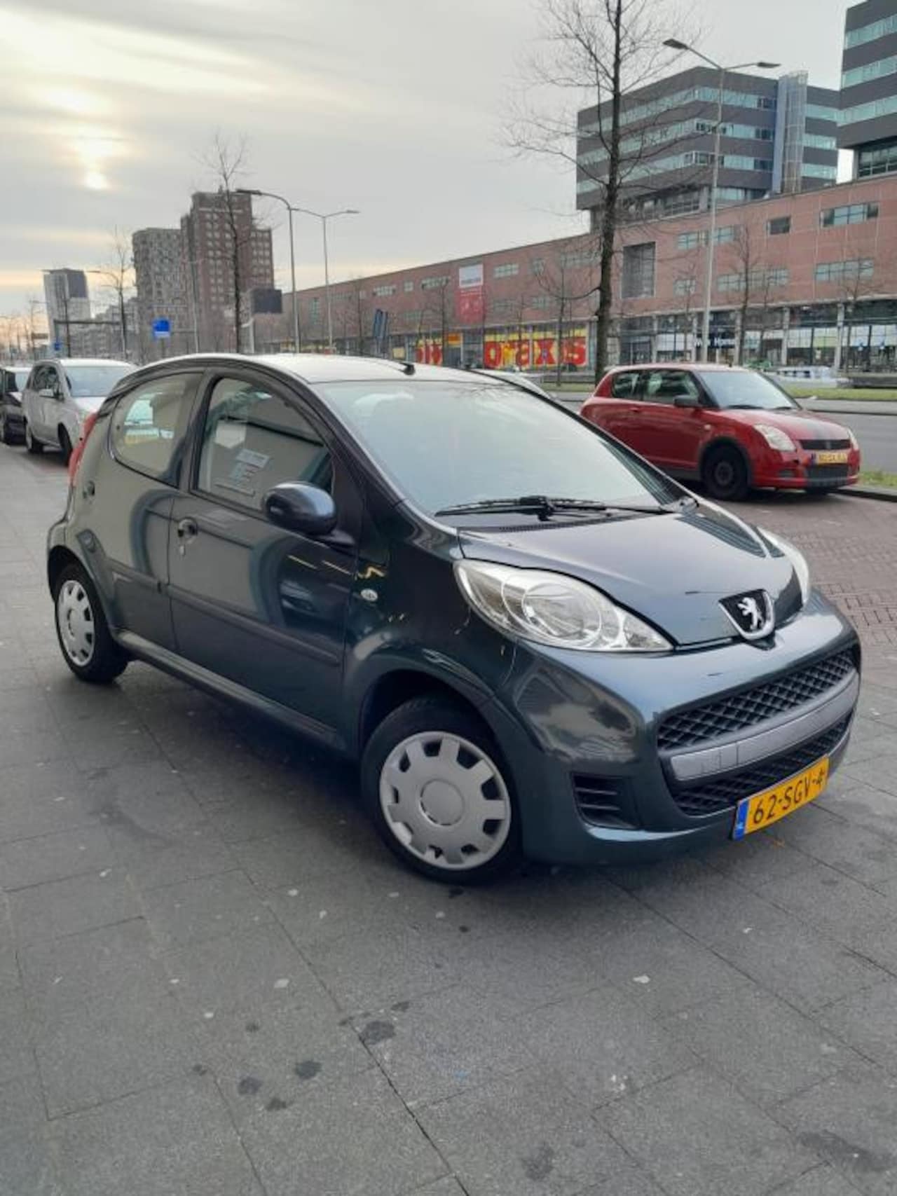 Peugeot 107 - 1.0-12V XS 1.0-12V XS - AutoWereld.nl