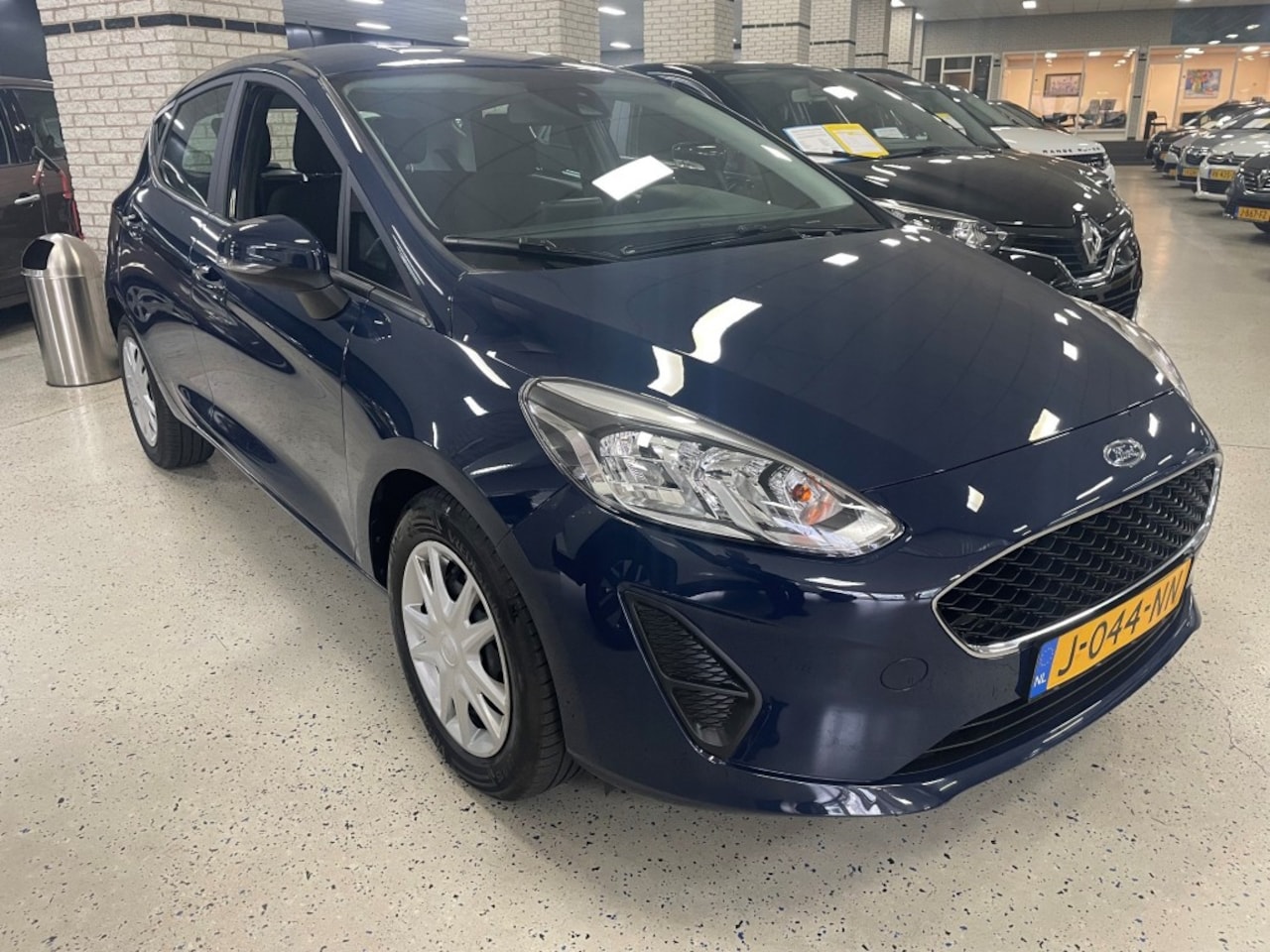 Ford Fiesta - 1.0 ECOB Navigatie / Airco / Dab Radio - AutoWereld.nl