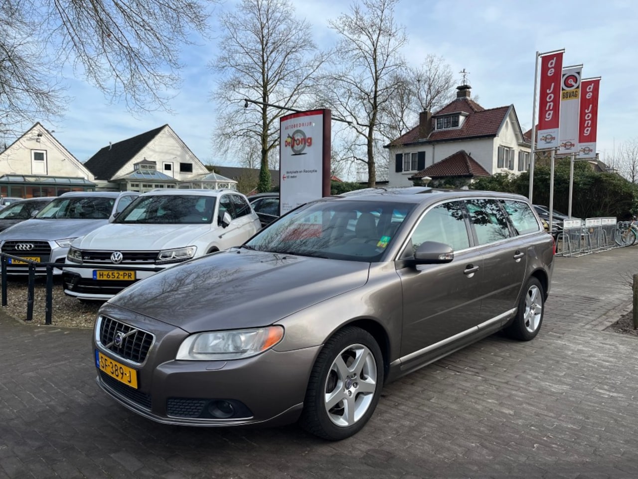 Volvo V70 - 3.2 AWD SUMMUM AUTOMAAT / SCHUIFDAK / LEDER / TREKHAAK AFN. - AutoWereld.nl