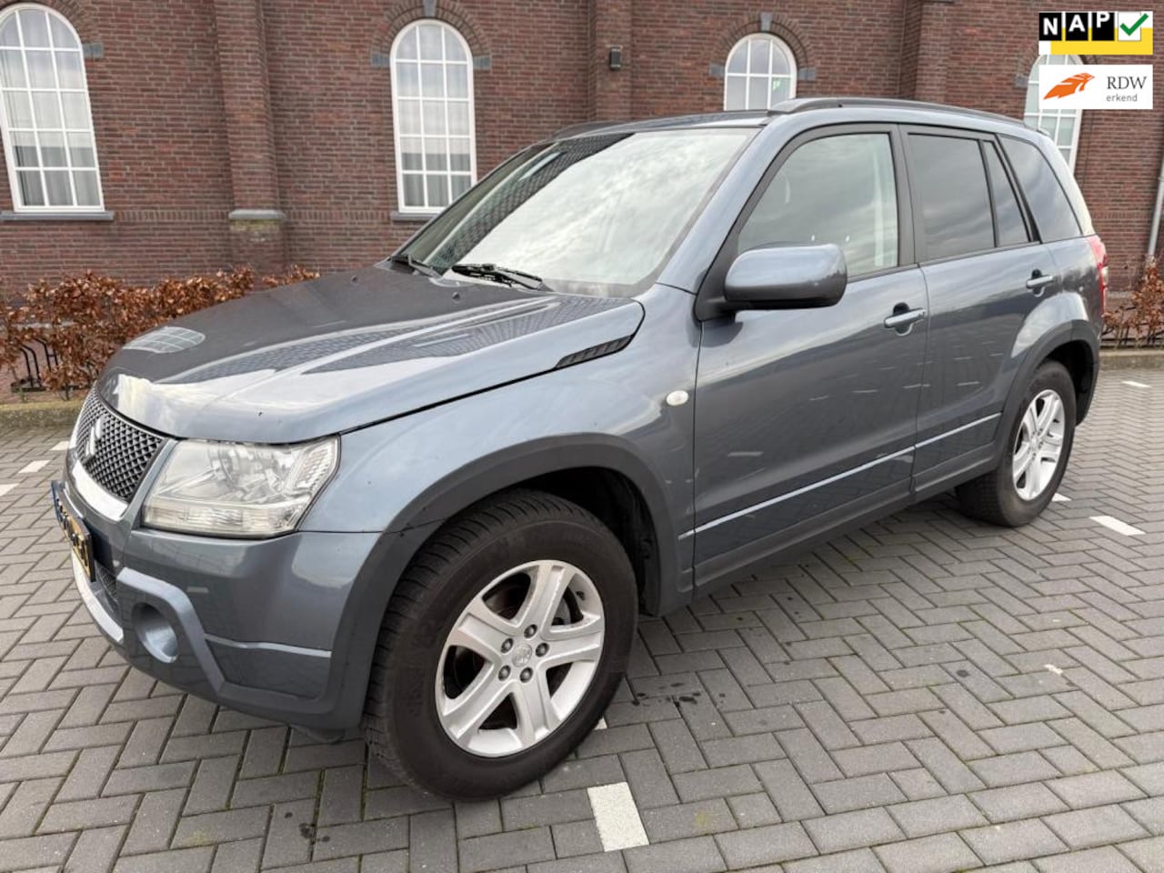 Suzuki Grand Vitara - 2.0-16V Exclusive 2007 Youngtimer NAP - AutoWereld.nl