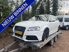 Audi RS3 - Sportback 2.5 T Quattro "Defect"