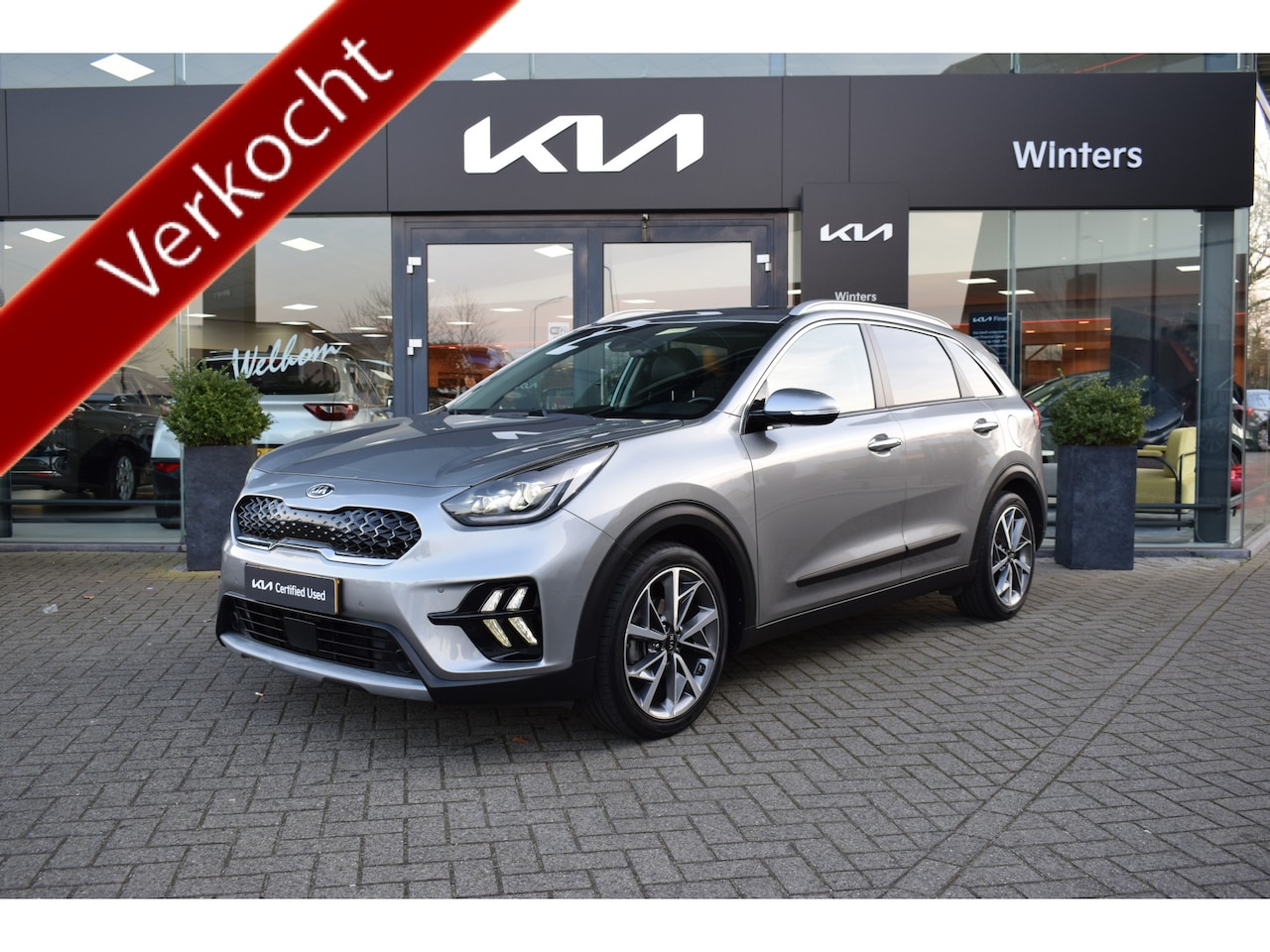 Kia Niro - 1.6i-16V Hybrid ExecutiveLine DCT6/Autom. ECC Cr.Control-Adapt. Navi+Camera+BT Leder+Verw. - AutoWereld.nl