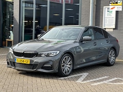 BMW 3-serie - 330i Executive Edition/M-PAKKET/APP-CONNECT/NAVI/LED/NL-AUTO NAP