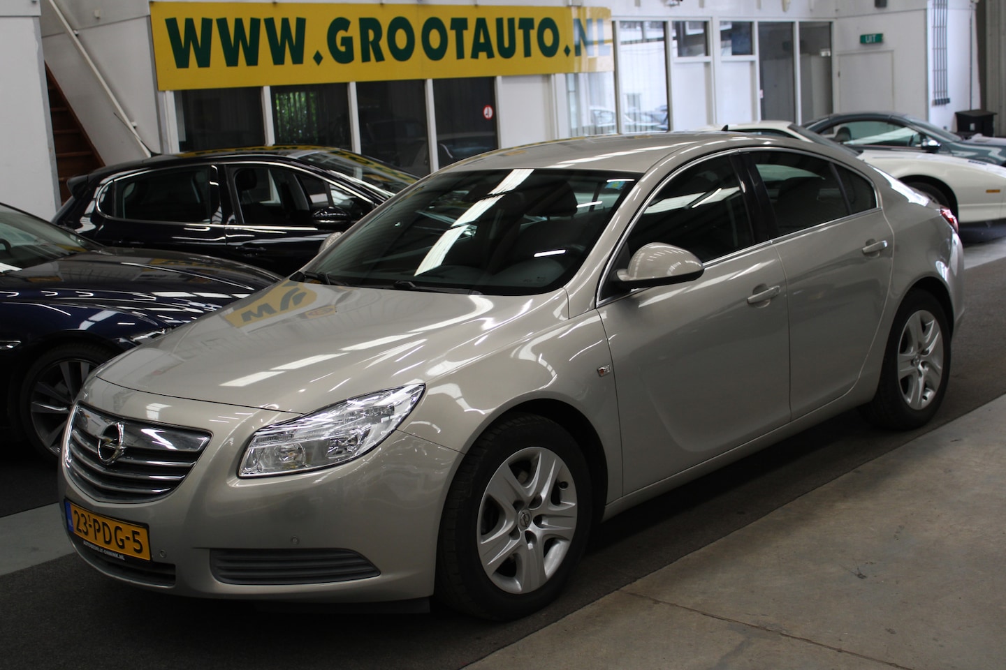 Opel Insignia - 1.6 T Edition NAP, Airco, Navi, Cruise control, Parkeersensoren - AutoWereld.nl