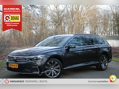 Volkswagen Passat Variant - 1.4 TSI PHEV GTE Business Pano | Trekhaak | Matrix