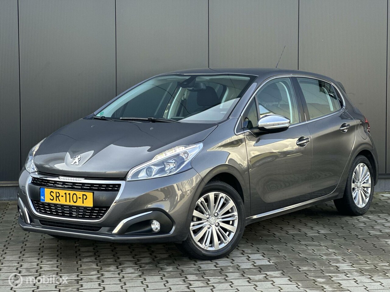 Peugeot 208 - 1.2 82PK Allure | CRUISE | CLIMA | 71.000KM | - AutoWereld.nl