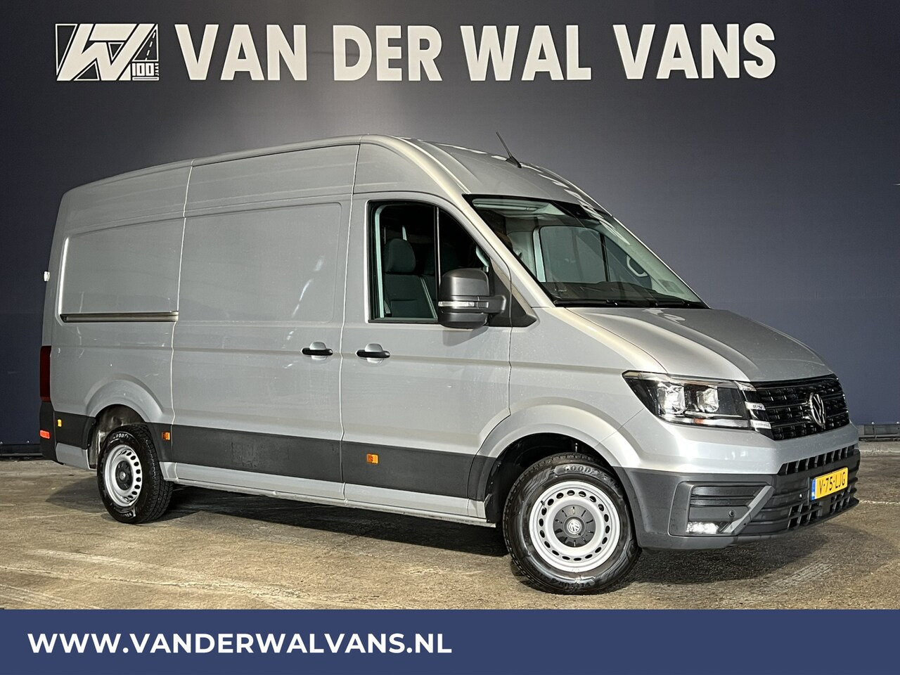 Volkswagen Crafter - 2.0 TDI 141pk L3H3 L2H2 Euro6 Airco | Camera | Apple Carplay | Android Auto Parkeersensore - AutoWereld.nl