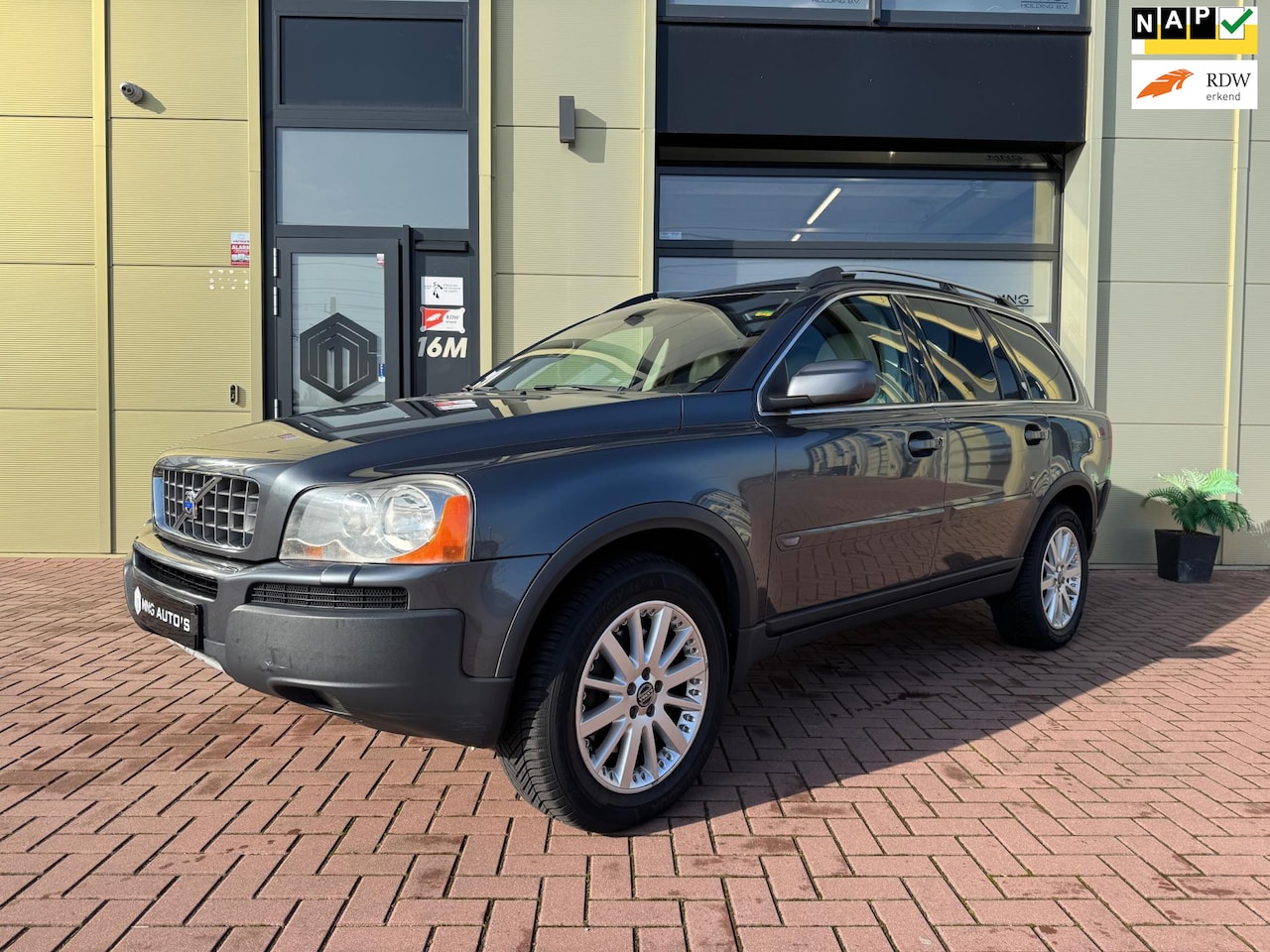 Volvo XC90 - 2.9 T6 Kinetic|7P|LEDER|TREKH|CARPLAY|PANO| - AutoWereld.nl