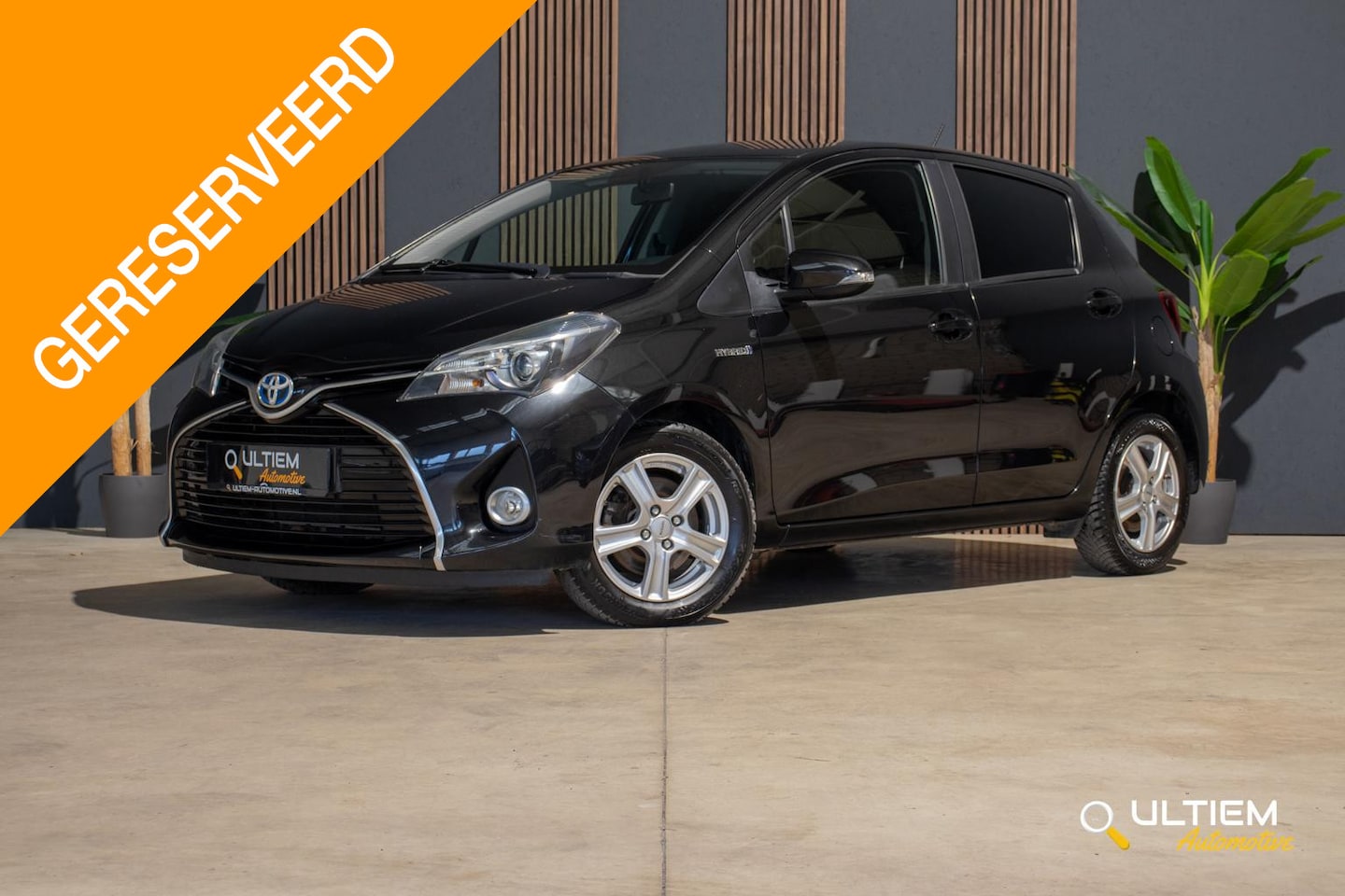 Toyota Yaris - 1.5 Hybrid Aspiration | STOELVERWARMING*NAVI - AutoWereld.nl