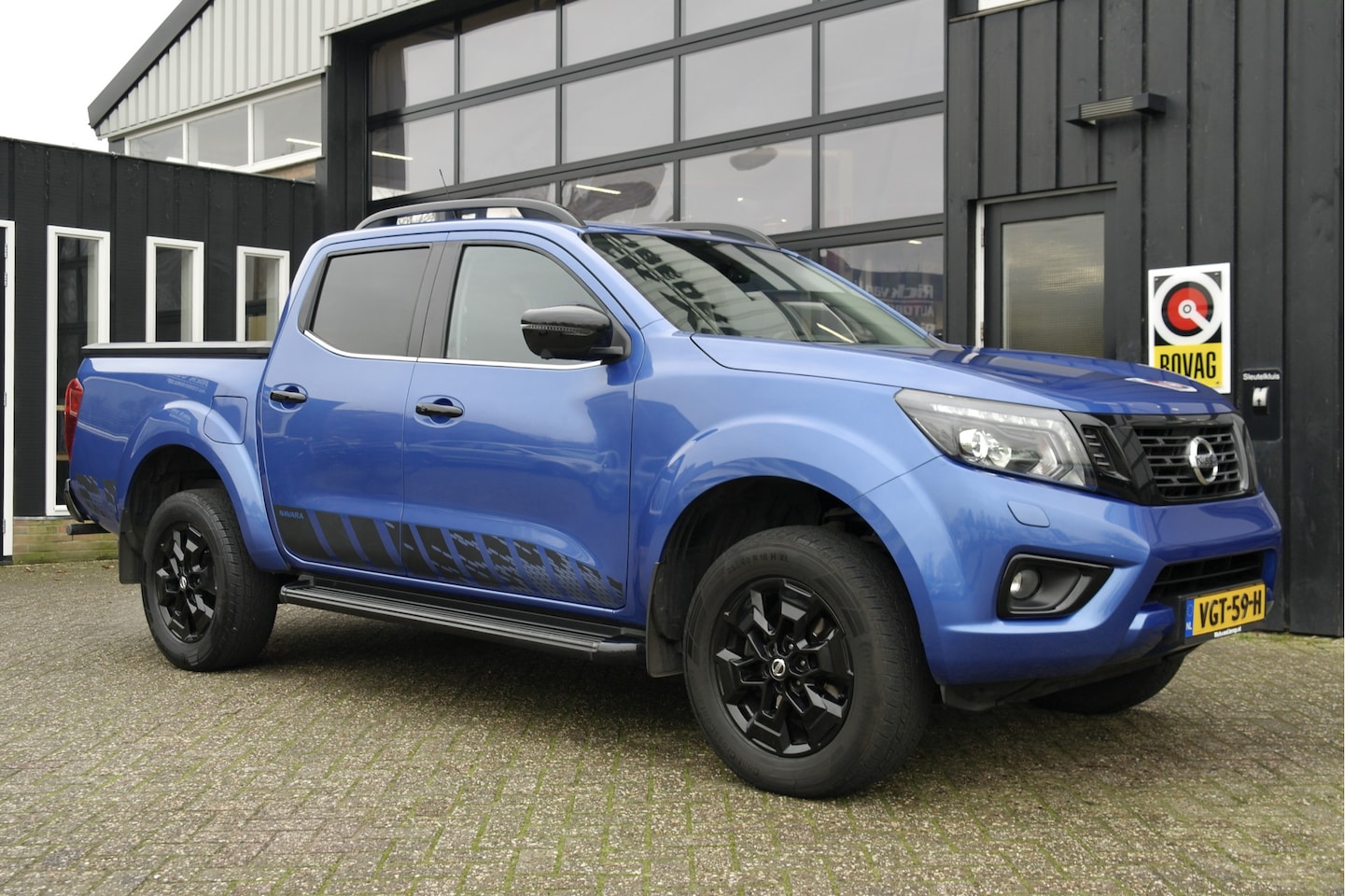 Nissan Navara - 2.3 dCi New N-Guard Double Cab | MARGE | 5-persoons | Carplay | Trekhaak | Camera - AutoWereld.nl