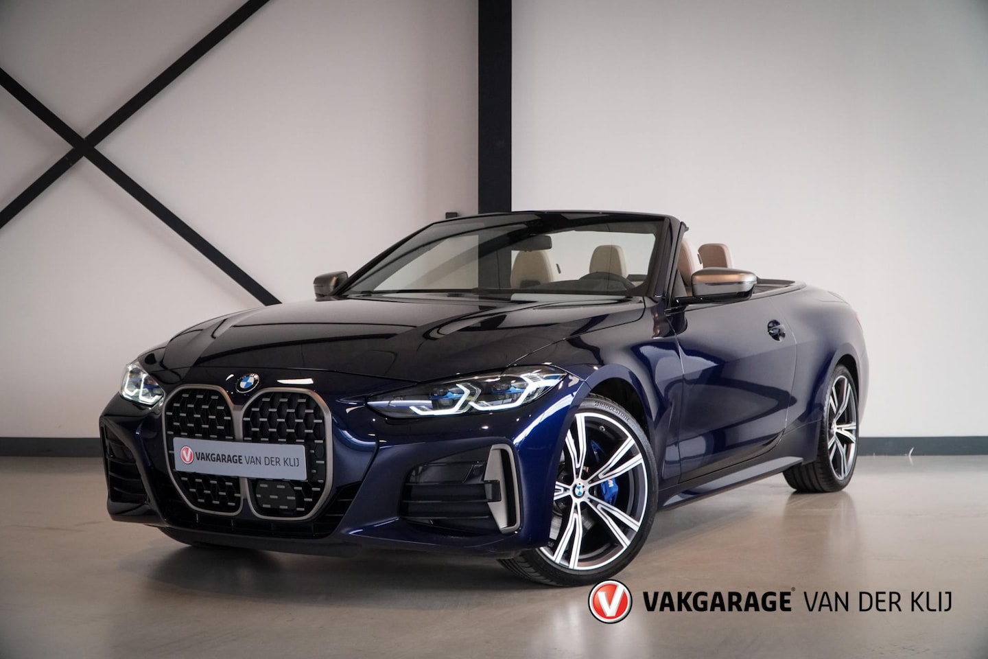 BMW 4-serie Cabrio - M440i xDrive M-Sport | Air Collar | H/K | Laser | Driving Ass. Prof. | Head-Up | Carbon Fi - AutoWereld.nl