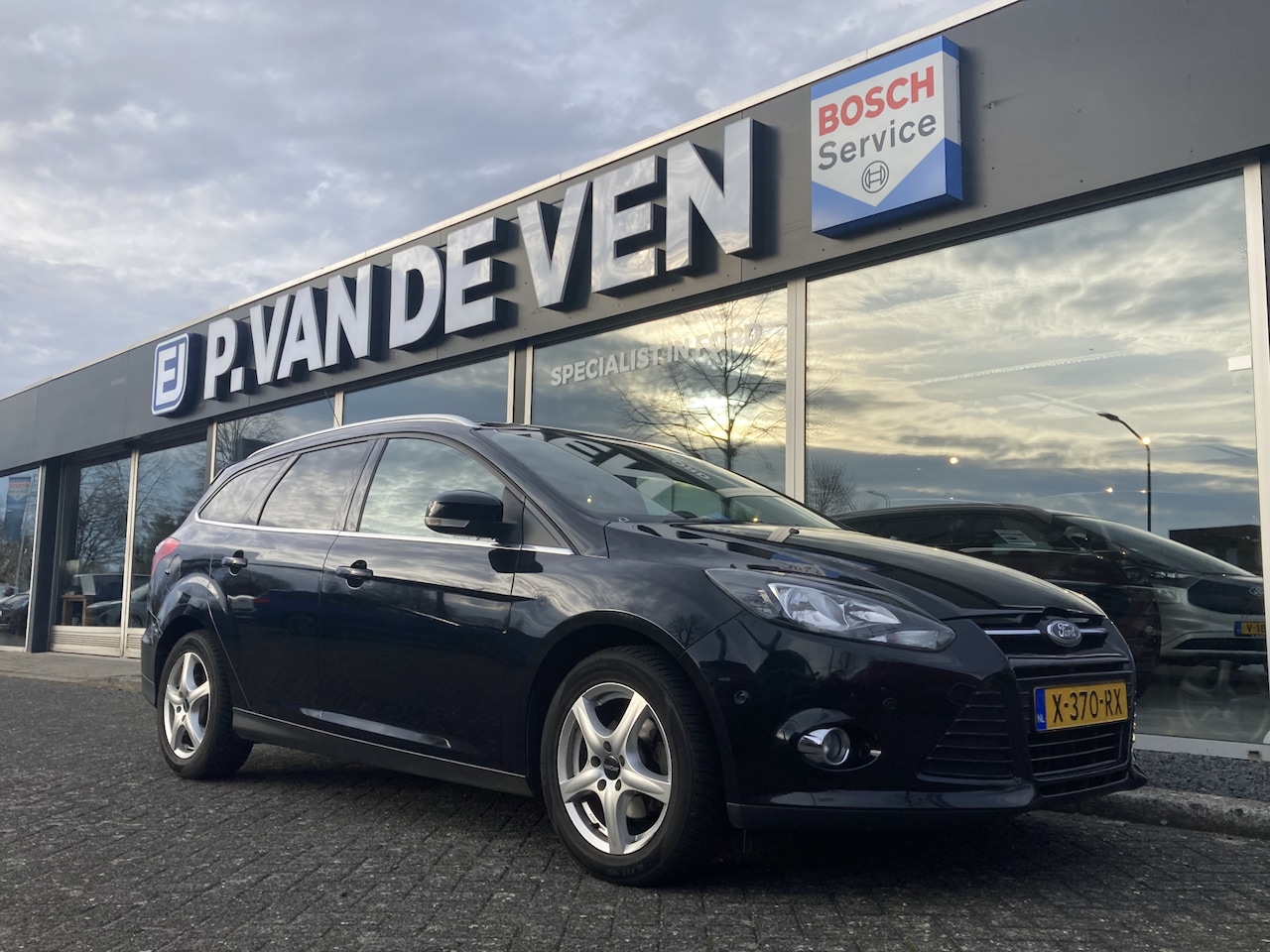 Ford Focus Wagon - 1.0 EcoBoost Titanium 125pk/92kW 6-bak - AutoWereld.nl