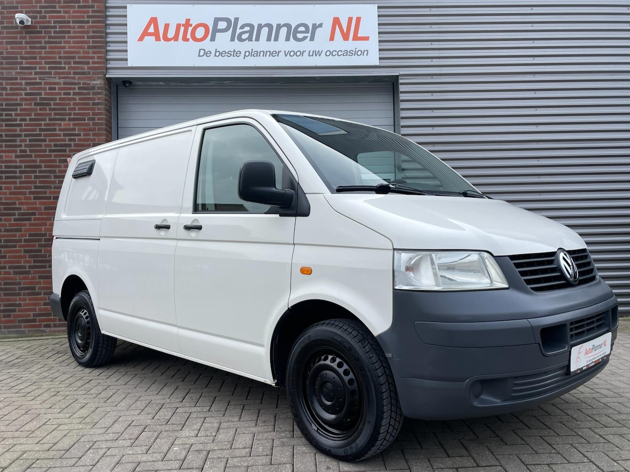 Volkswagen Transporter - 2.0 Benzine! 3-Zitter! Btw Vrij! - AutoWereld.nl