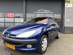 Peugeot 206 - 1.4 Gentry|NAP|Onderhoudsboekje|Zeer unieke 206