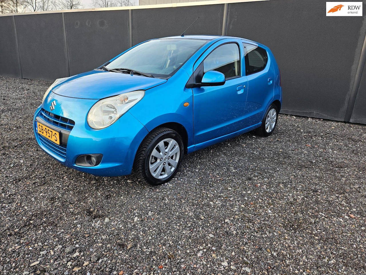 Suzuki Alto - 1.0 Comfort Plus 5-DEURS *AIRCO - AutoWereld.nl