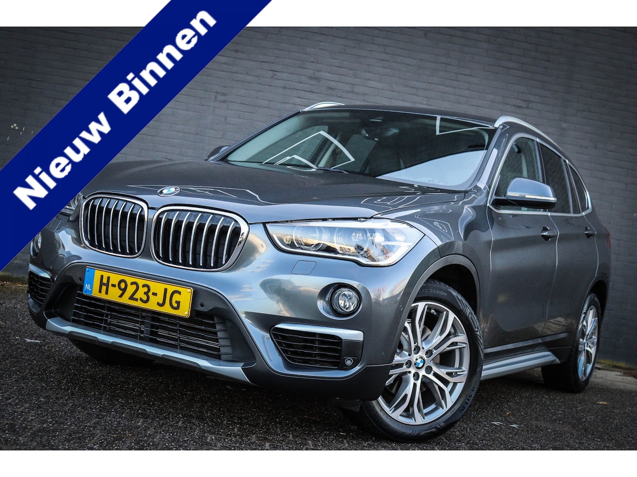 BMW X1 - sDrive18i Nieuw binnen! - AutoWereld.nl