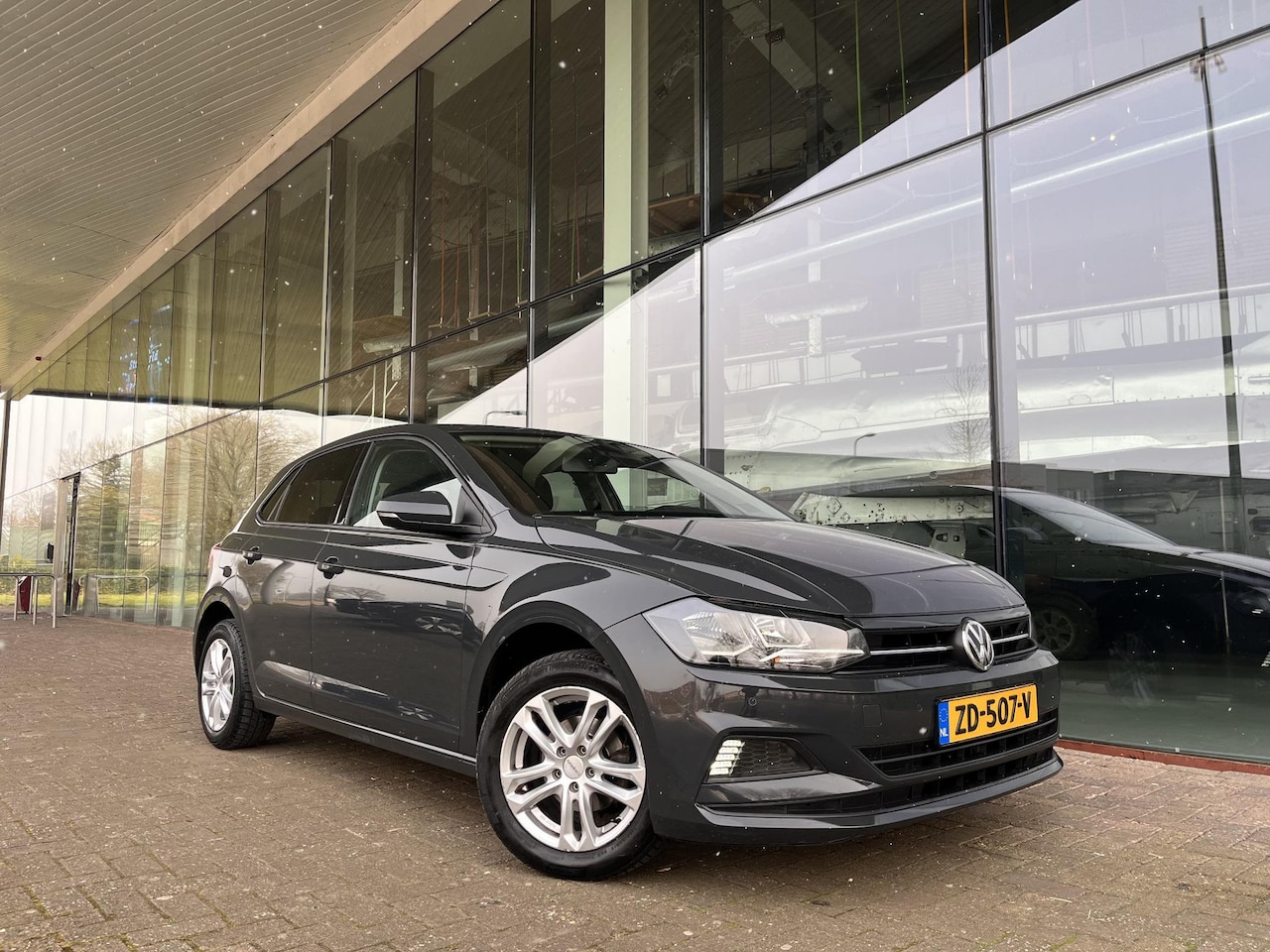 Volkswagen Polo - 1.0 MPI Beats CRUISE-MFT-CARPLAY-PDC-VOLL - AutoWereld.nl