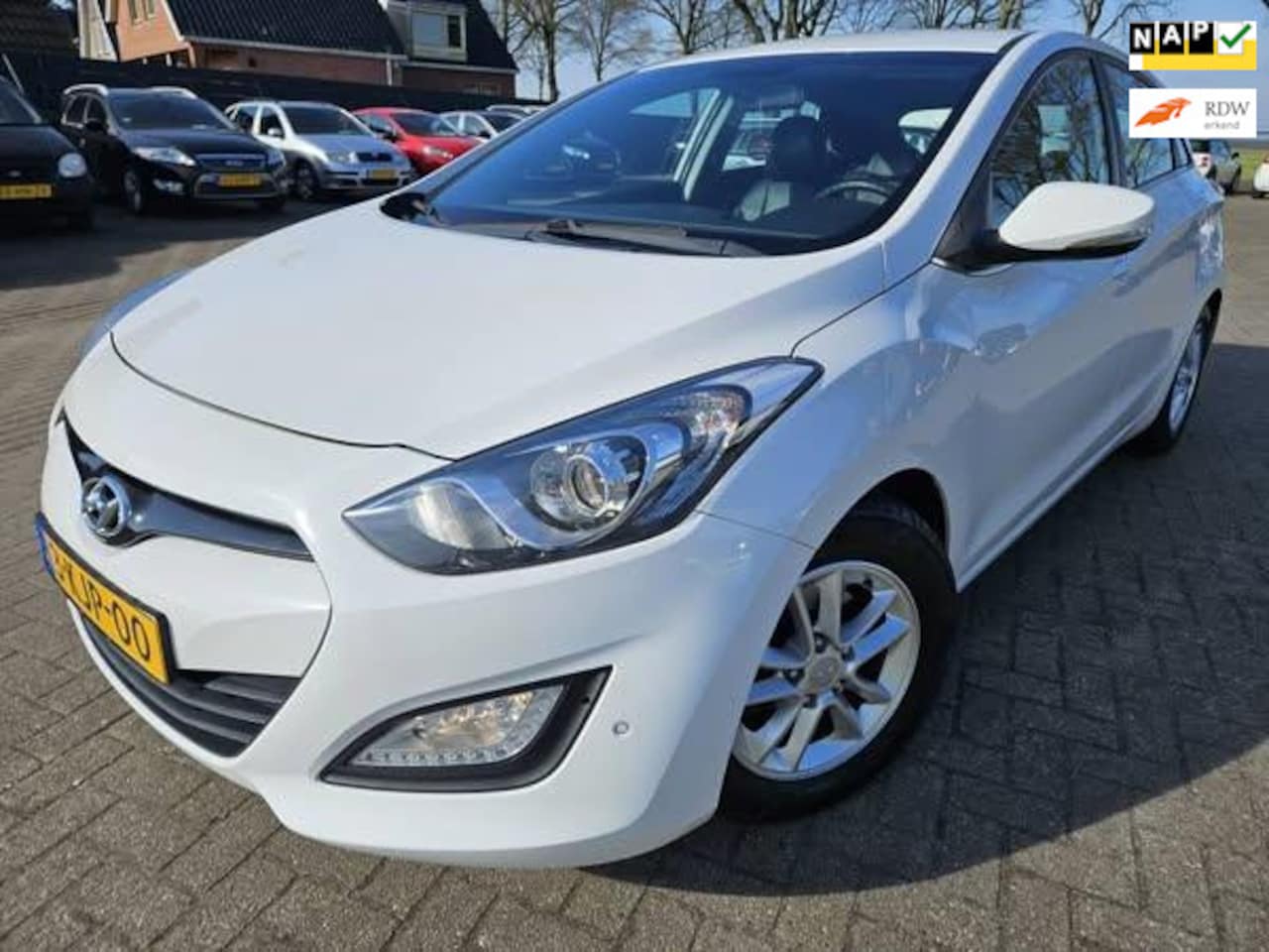 Hyundai i30 - 1.6 GDI Business Edition. 2013. Climate/Cruise/Leder/Navi/Stoelverwarming/Camera etc - AutoWereld.nl