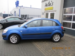 Kia Rio - 1.4 X-Pect Airco