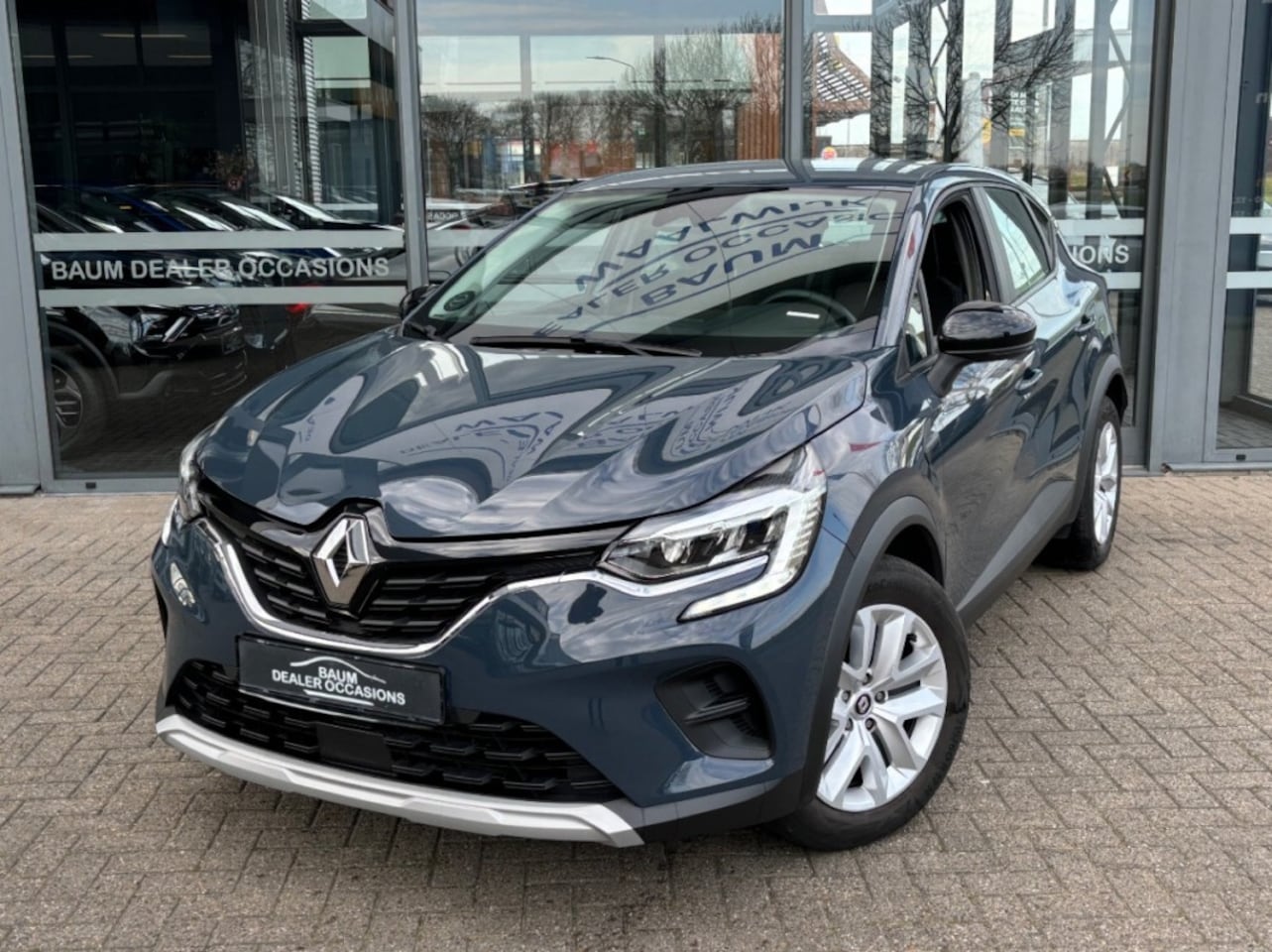 Renault Captur - 1.0 TCE 90 EQUILIBRE AIRCO STOELVW NAVI CARPLAY PDC - AutoWereld.nl