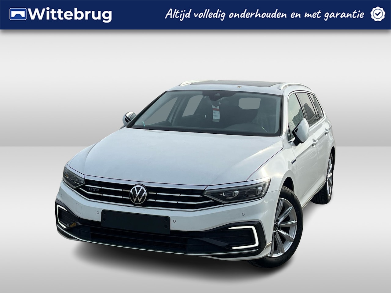 Volkswagen Passat Variant - 1.4 TSI PHEV 218pk GTE DSG Automaat / Panorama dak / Keyless / Navigatie / App Connect / P - AutoWereld.nl