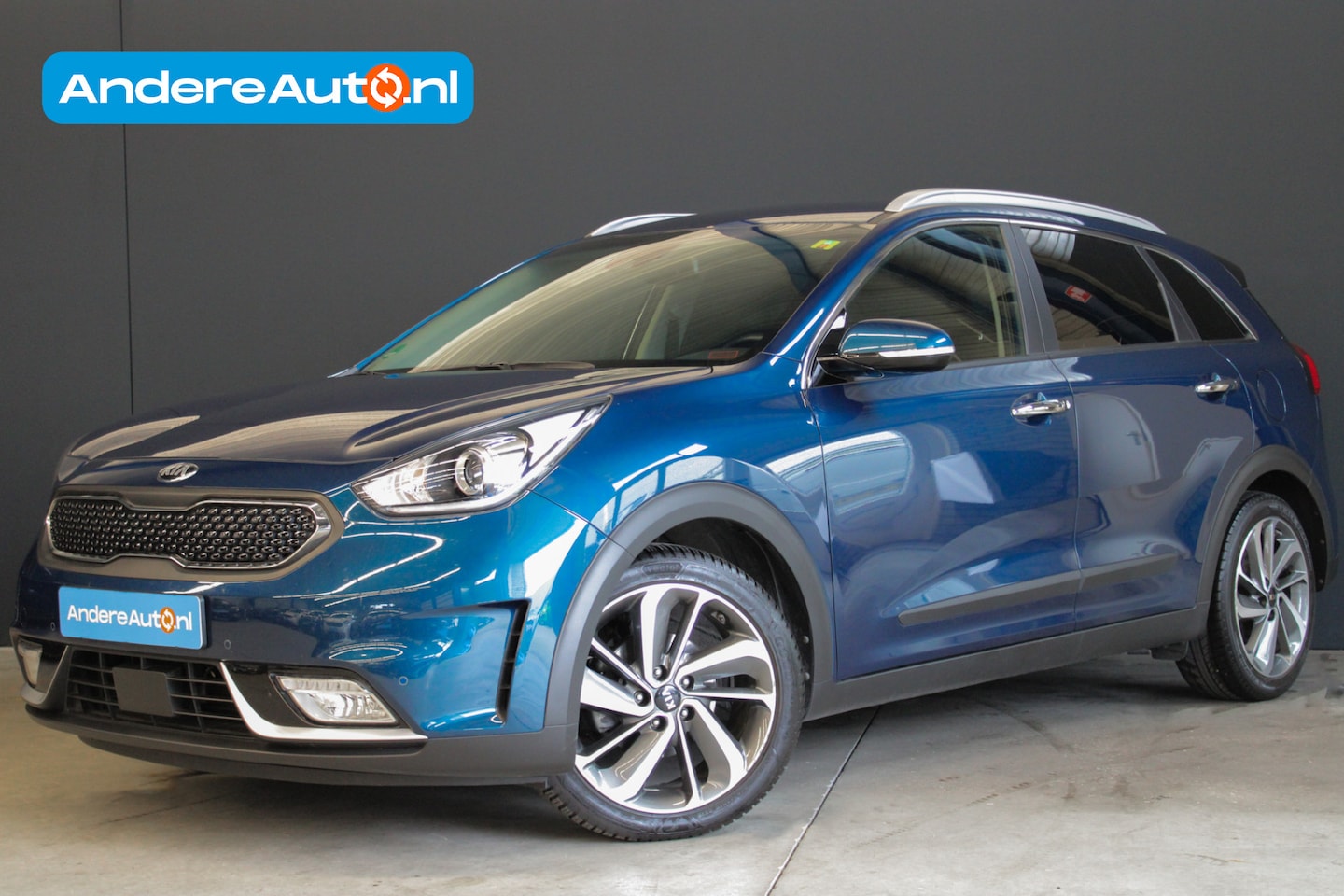 Kia Niro - 1.6 GDi Hybrid DynamicPlusLine |dealer onderhouden|ACC|stoelverwarming|JBL|navigatie|18"| - AutoWereld.nl